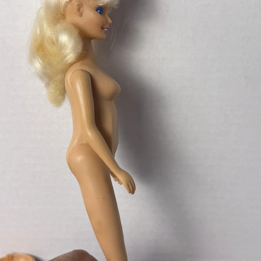 Vintage The Mommy-To-Be Doll 12in Pregnant Fashion Doll Baby Figure Outfit Box
